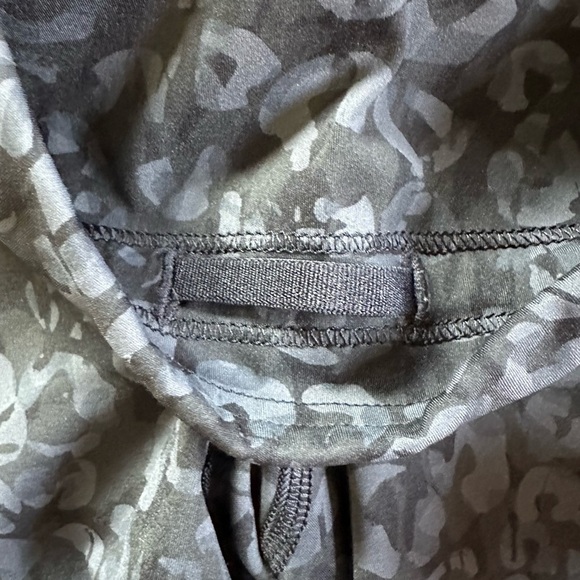 Lululemon Base Pace High-Rise Crop 23" Intertwined Camo Deep Coal Multi Sz 14 - Picture 6 of 13